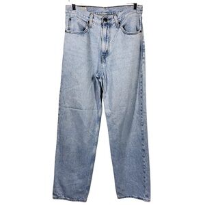 Levi’s Premium Relaxed Straight Leg Jeans in Light Denim Wash